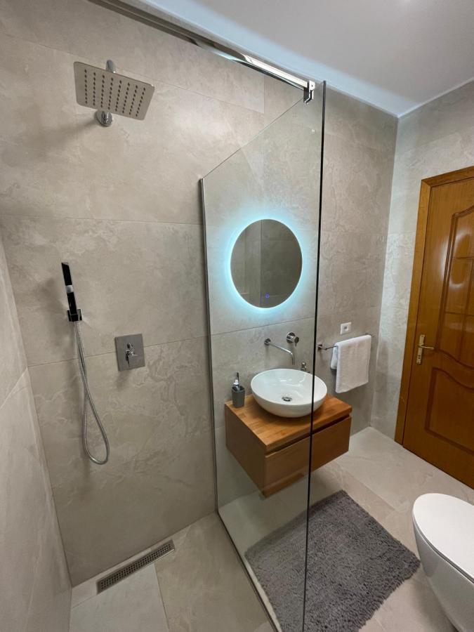 Proper Apartment 1 Tirana Exterior photo